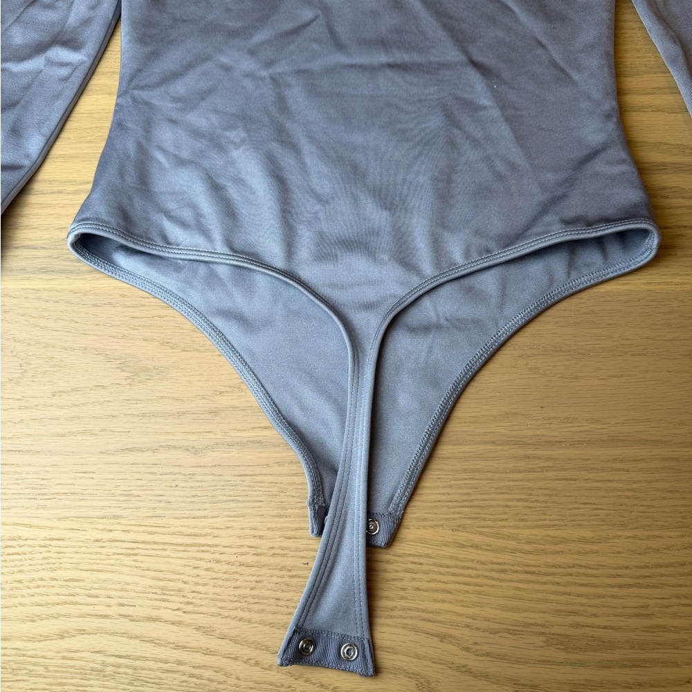 Contour Bodysuit Platinum Chrome - Picture 8 of 8